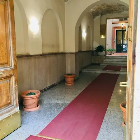Vatican Glee Отель типа 